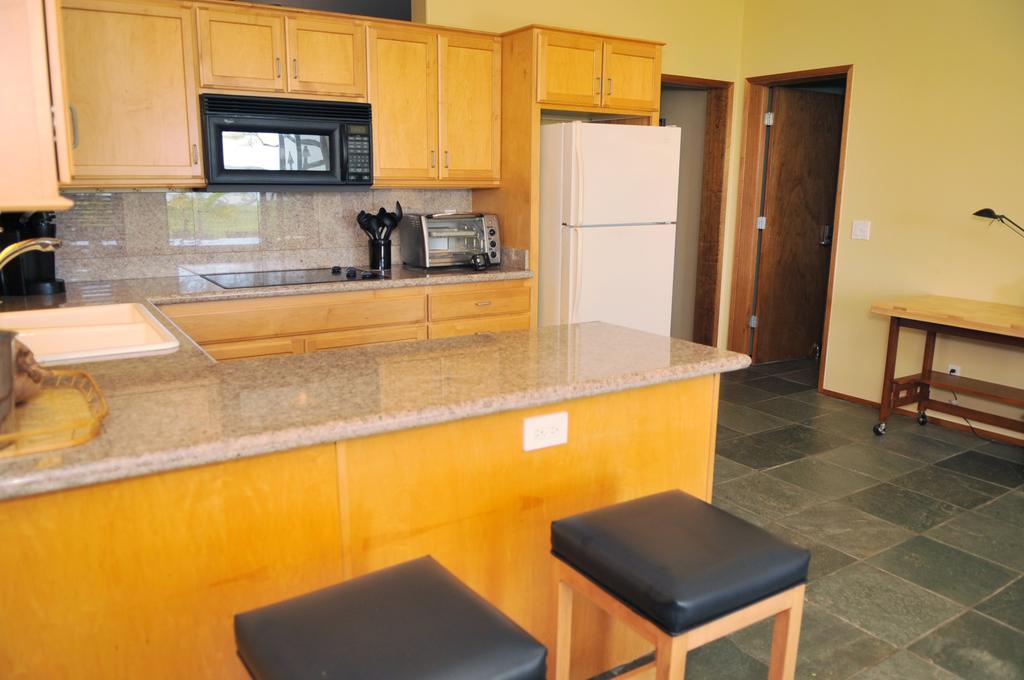 Aloha Aku Inn & Suites Kihei Room photo